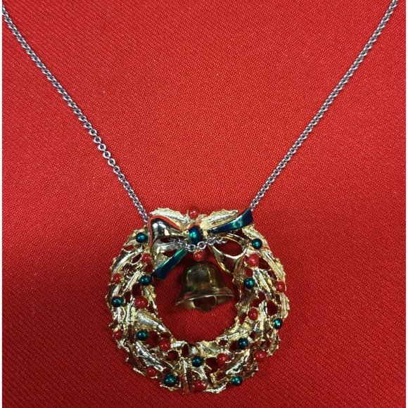 Christmas Pins/ Brooch Set of 2 Christmas Wreath & Bell & Candle Pins - Picture 7 of 9